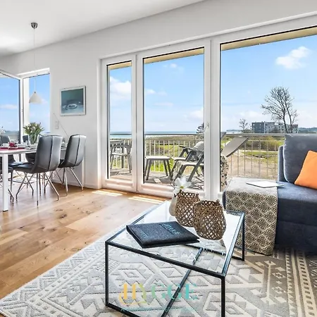 Hygge Ocean View 14 *